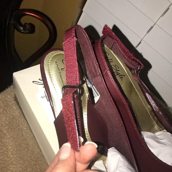 NEW Soft Style Dagmar Slingback Heels - Picture 6 of 14